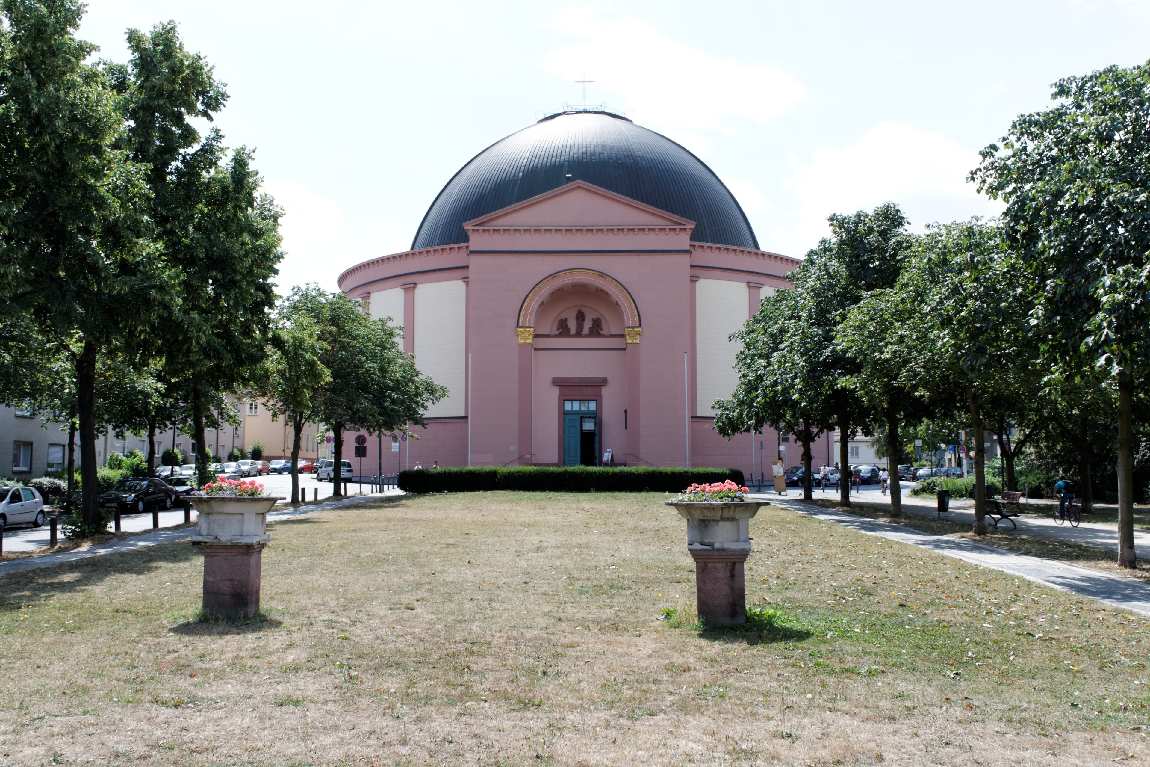 Umzugsunternehmen Darmstadt: Ludwigskirche Darmstadt