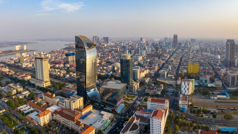 Emigrate to Cambodia: Economics