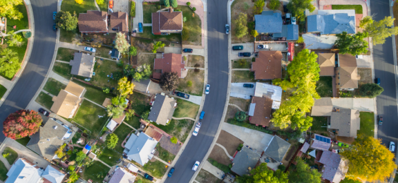 Aerial view of residential neighborhood during look & see trip – relocation service for expats housing search.