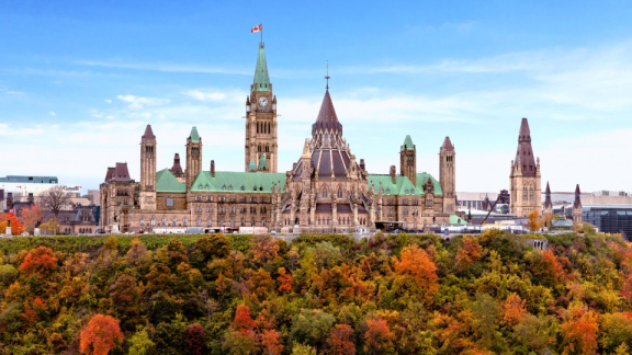 Emigrate to Canada: Economics