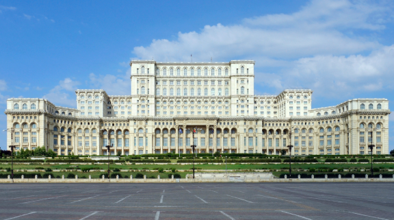 Emigrate to Romania: Politics