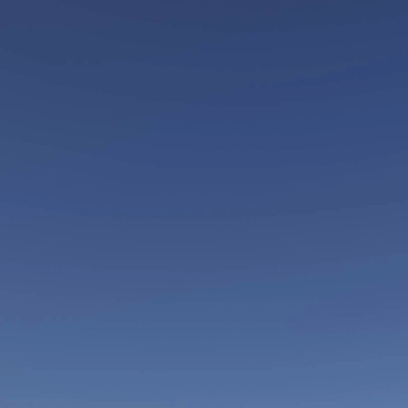 Norwegische und deutsche Flagge als Symbol für Zollabwicklung beim internationalen Umzug.